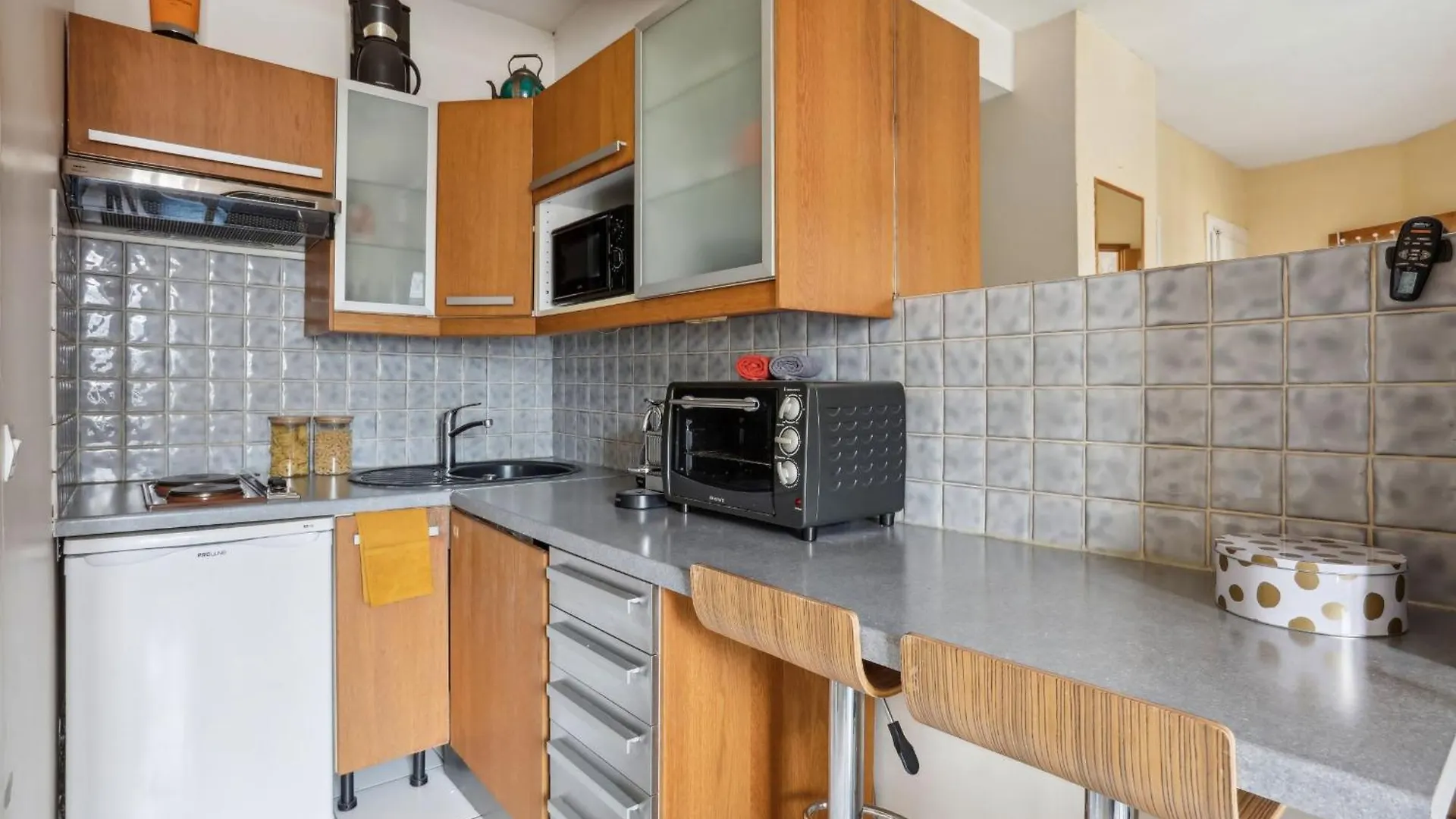 Bnbnova - Eiffel Tower & Faubourg - 1Br Paris France
