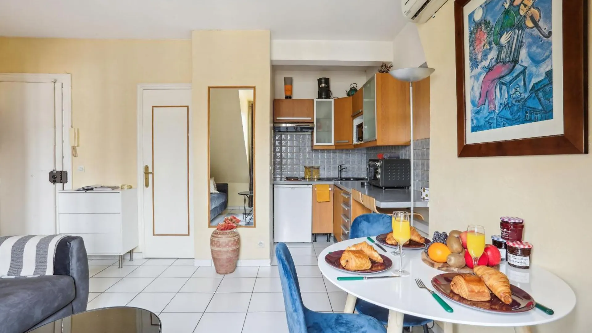 Bnbnova - Eiffel Tower & Faubourg - 1Br Párizs Apartman